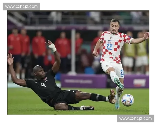 今日足坛战火落幕，精彩对决尘埃落定，谁将收获最后荣耀？